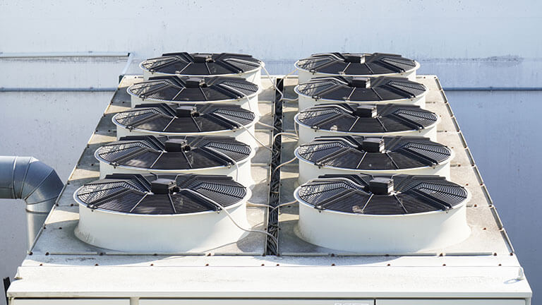 ac system with air conditioning units on roof ventilation